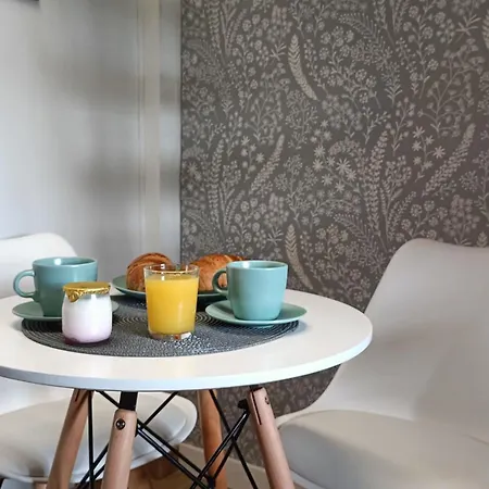 Zarraci La Guia Apartment *